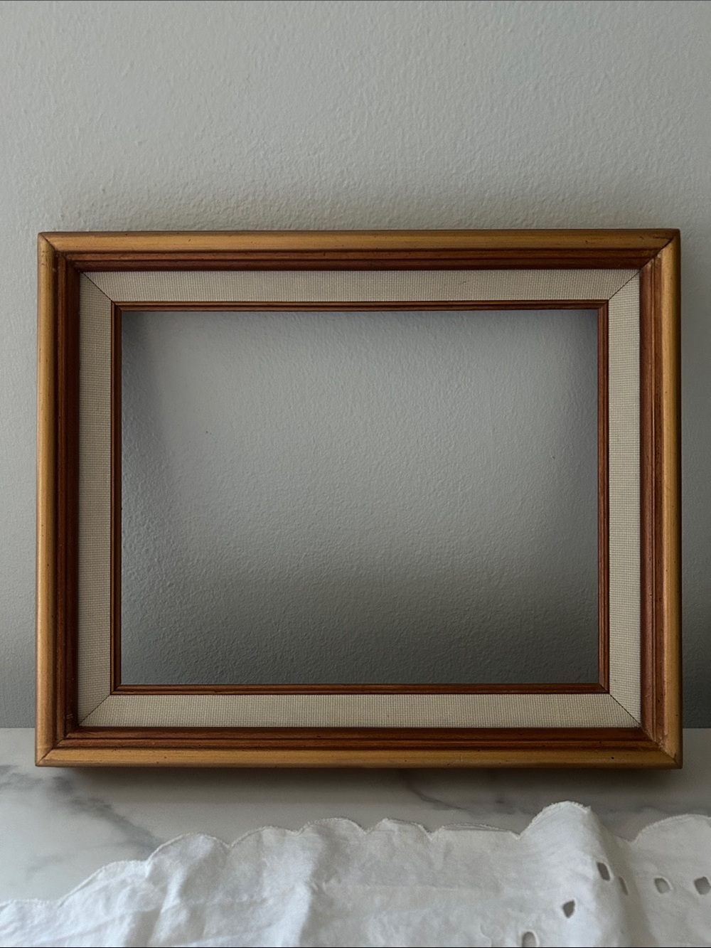 Vintage Gold Picture Frame with Cream Mat